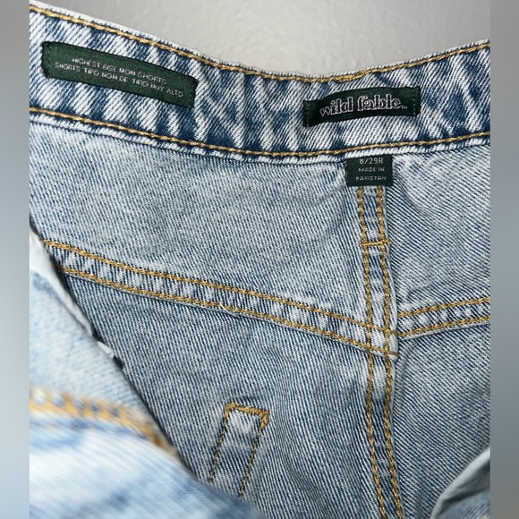 Wild Fable high waisted mom shorts Size 8 - Picture 4 of 6